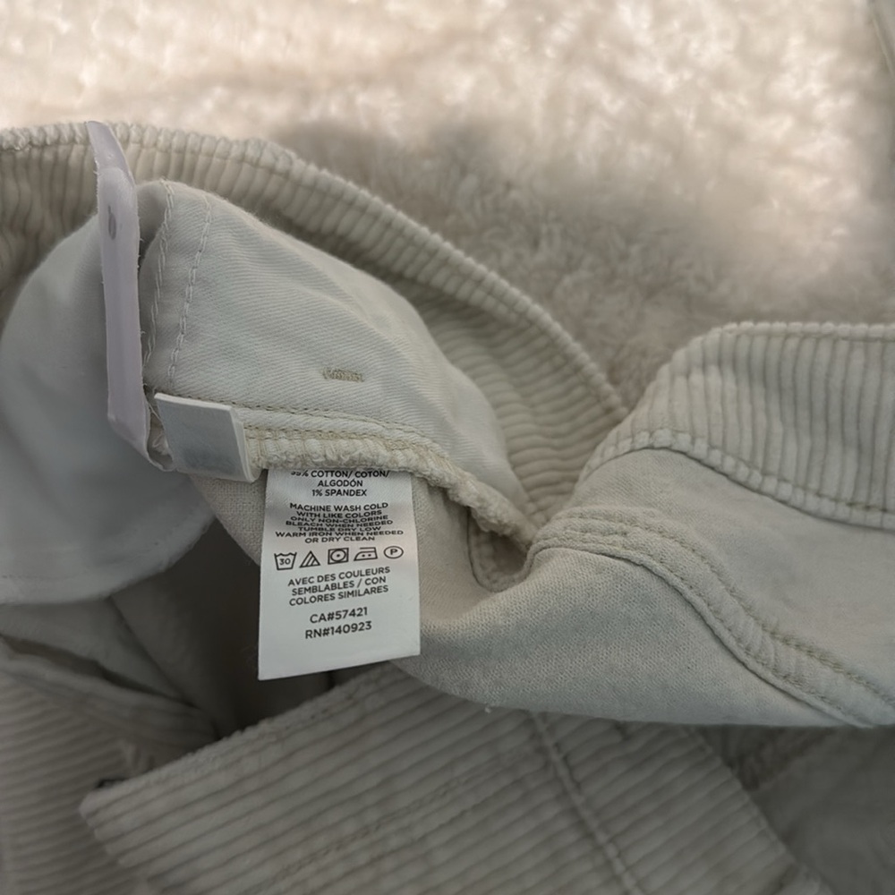 LOFT Made And Loved Straight Corduroy Pants Whisper White Size 8 / 29 - Picture 9 of 9